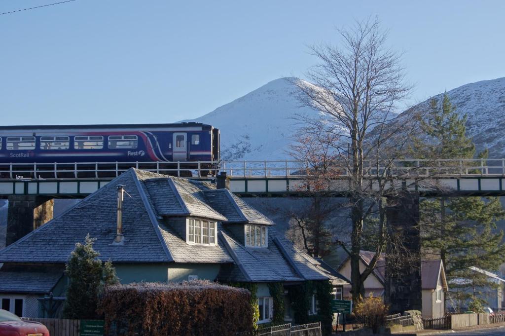 Best Western The Crianlarich Hotel Bagian luar foto