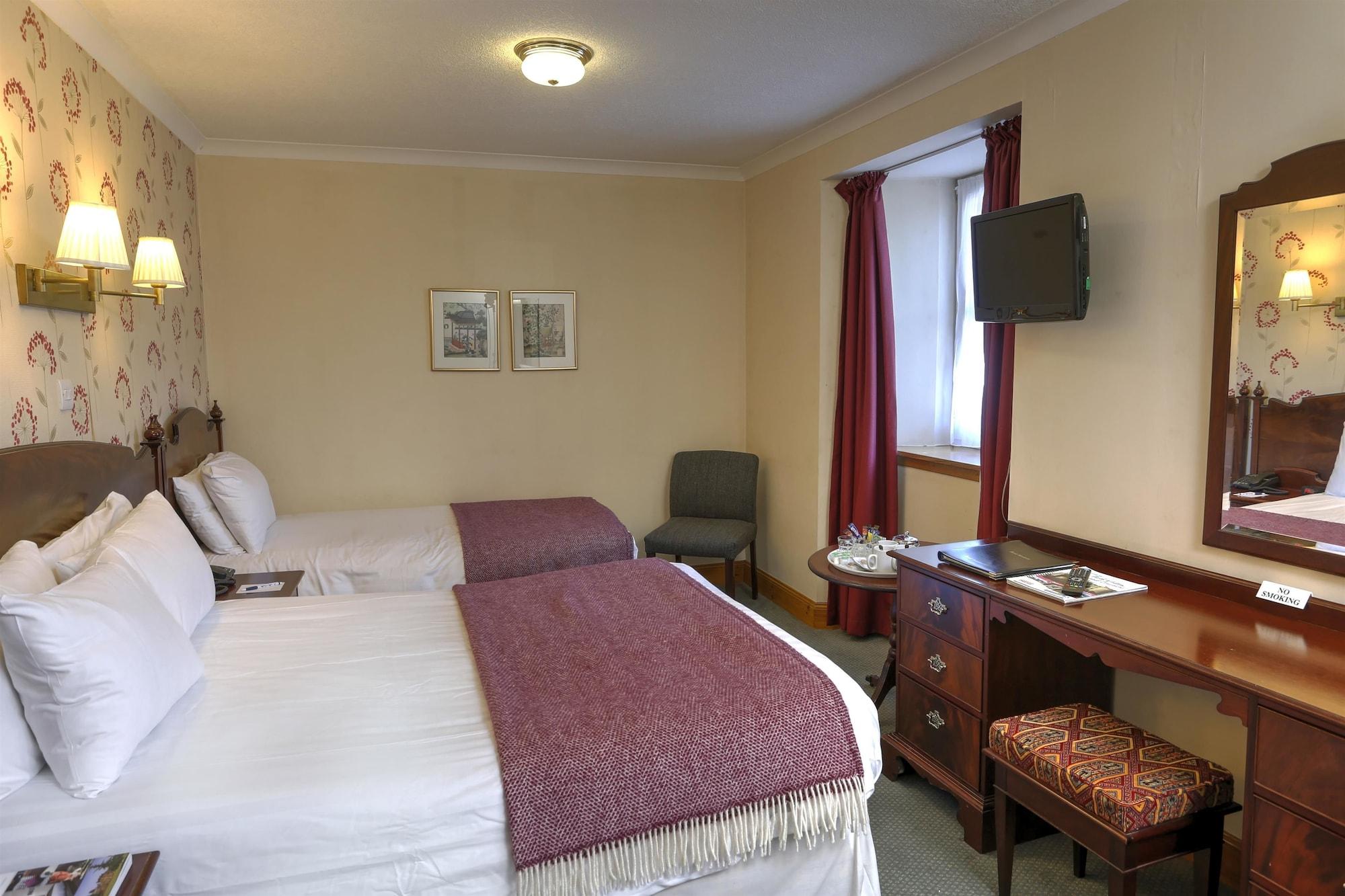Best Western The Crianlarich Hotel Bagian luar foto